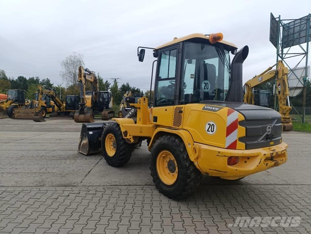Volvo L 30 G Radlader