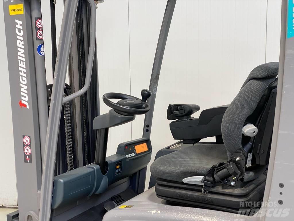 Jungheinrich EFG216k Elektrostapler
