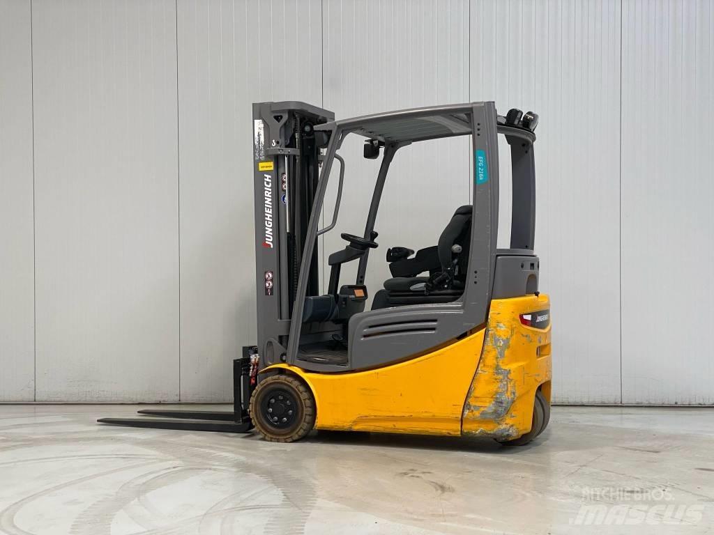 Jungheinrich EFG216k Elektrostapler