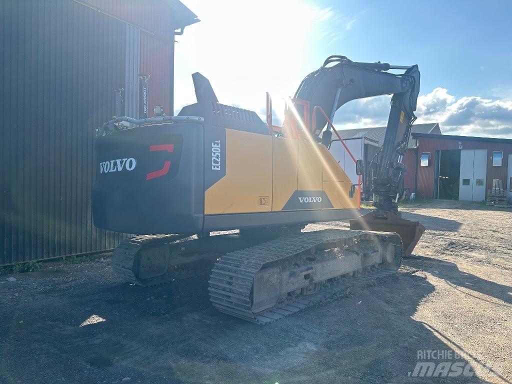 Volvo EC 250 EL Raupenbagger