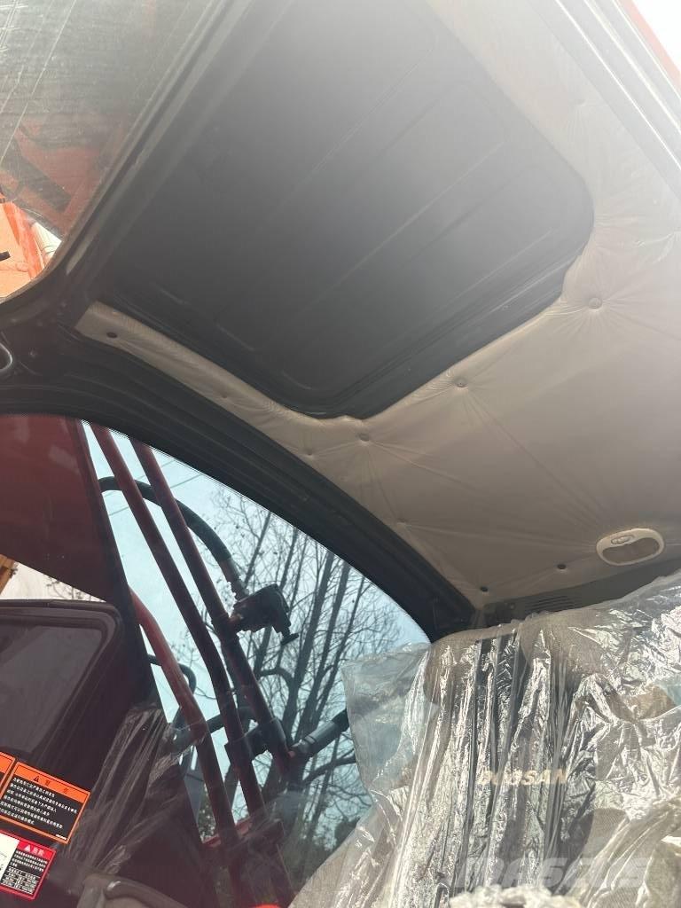 Doosan DX225 Raupenbagger