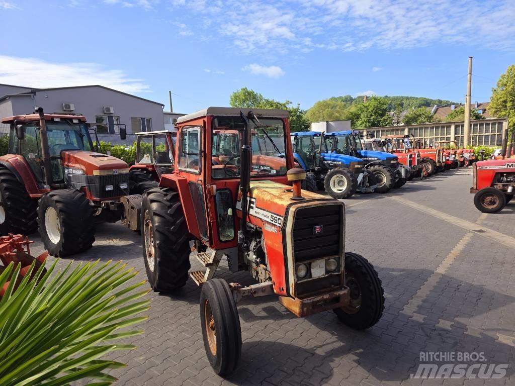 Massey Ferguson 590 Traktoren