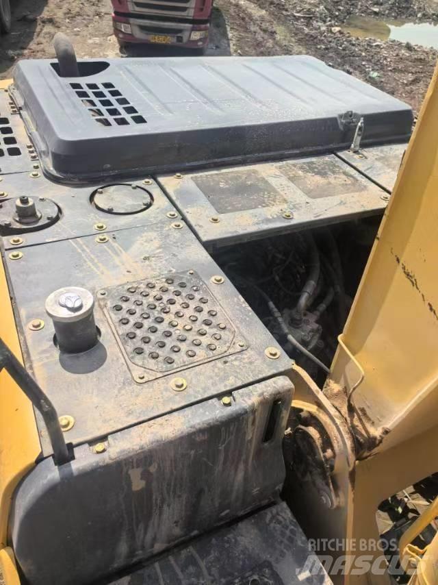 Sumitomo SH200-5 Raupenbagger