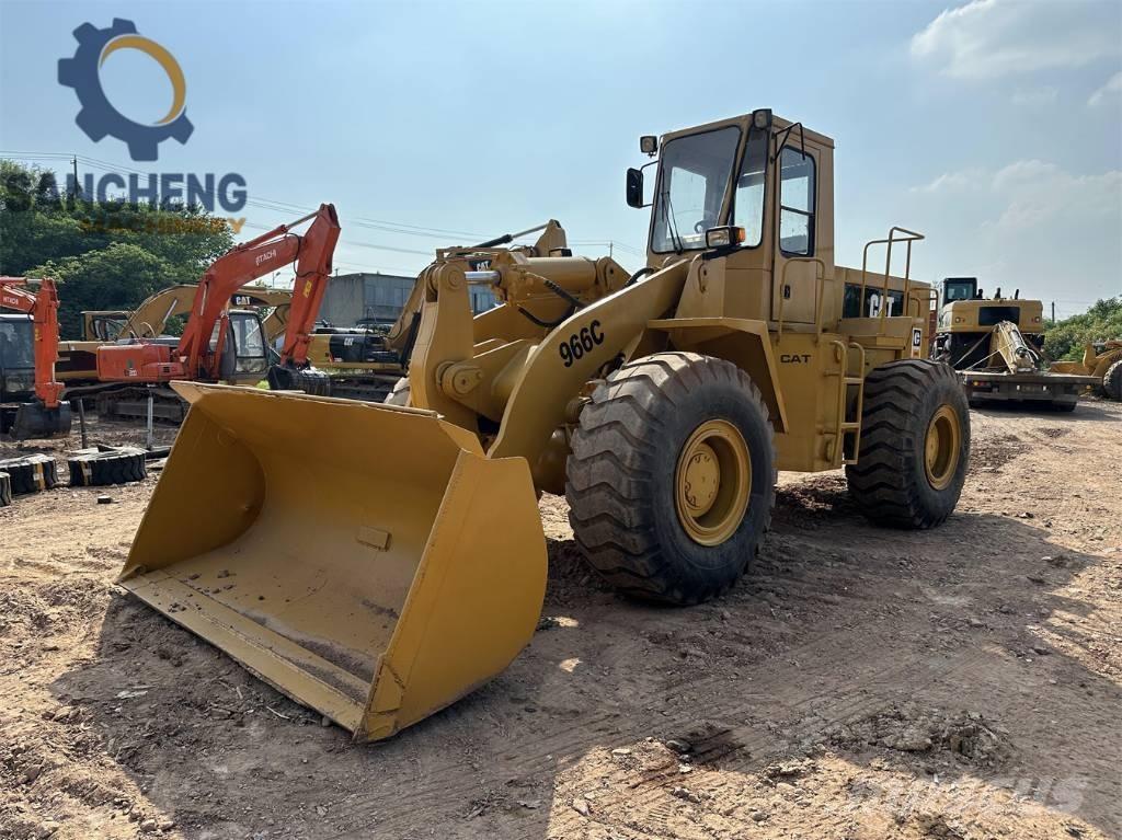 CAT 966C Radlader
