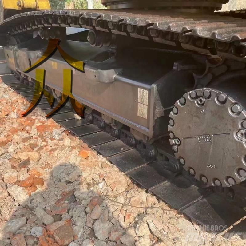 Komatsu PC 200 Raupenbagger