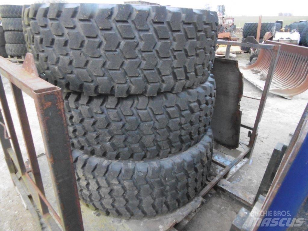 Nokian 20,5x25 Reifen