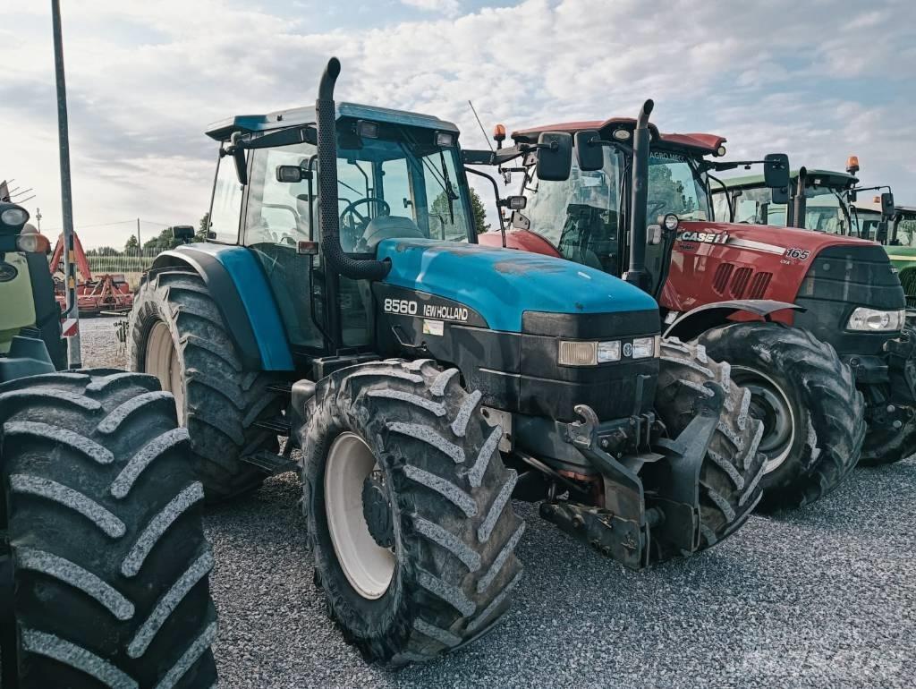 New Holland 8560 Traktoren