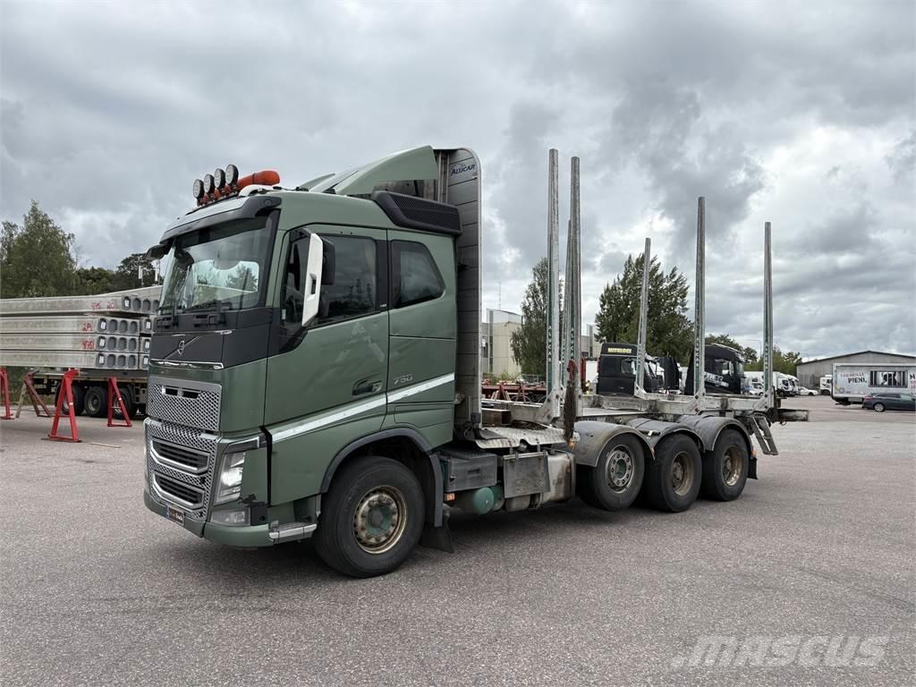 Volvo FH16 8x4 Holztransporter