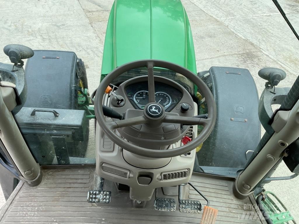 John Deere 6140 R Traktoren