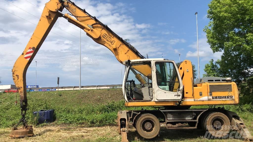 Liebherr A 904 C Mobilbagger