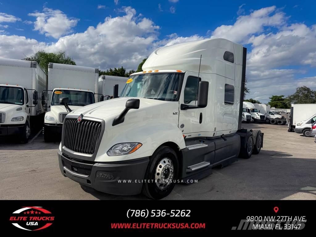 International LT Andere Fahrzeuge