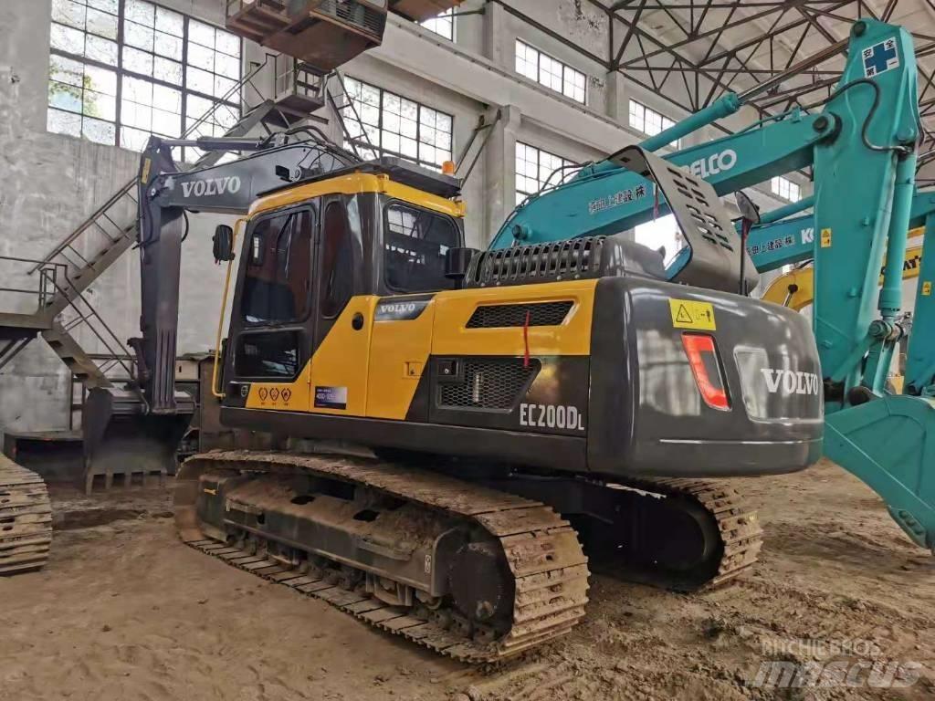 Volvo EC200D Raupenbagger