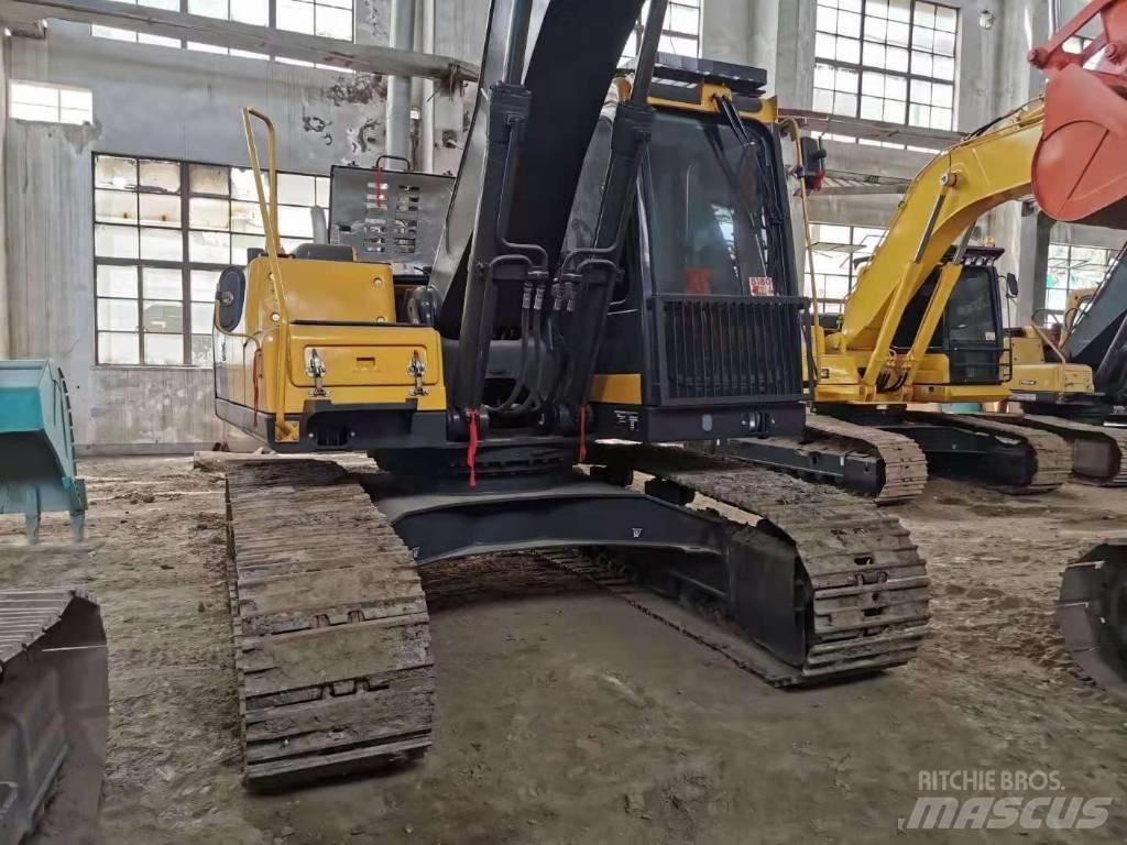 Volvo EC200D Raupenbagger