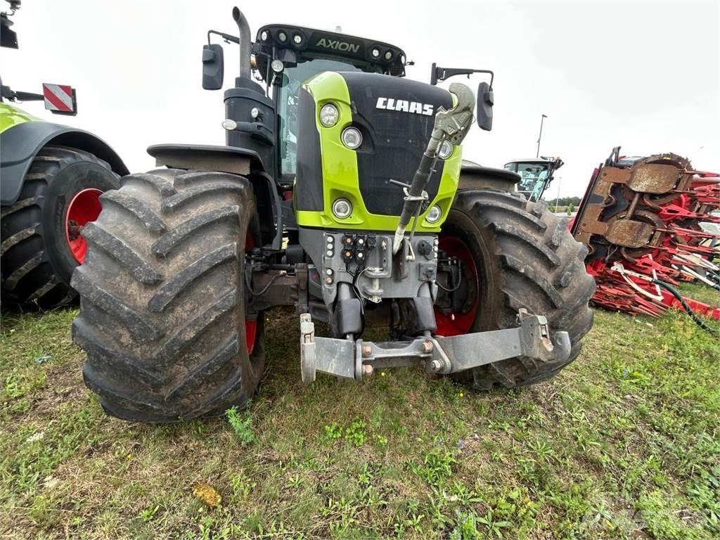 CLAAS Axion 960 TT Traktoren