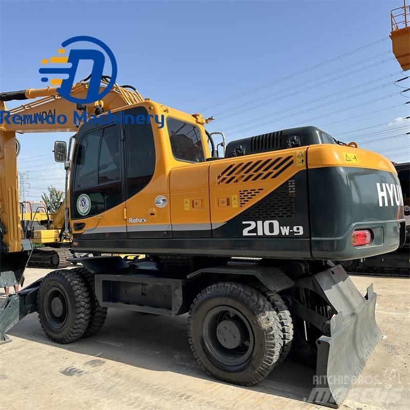Hyundai 210W-9 Mobilbagger