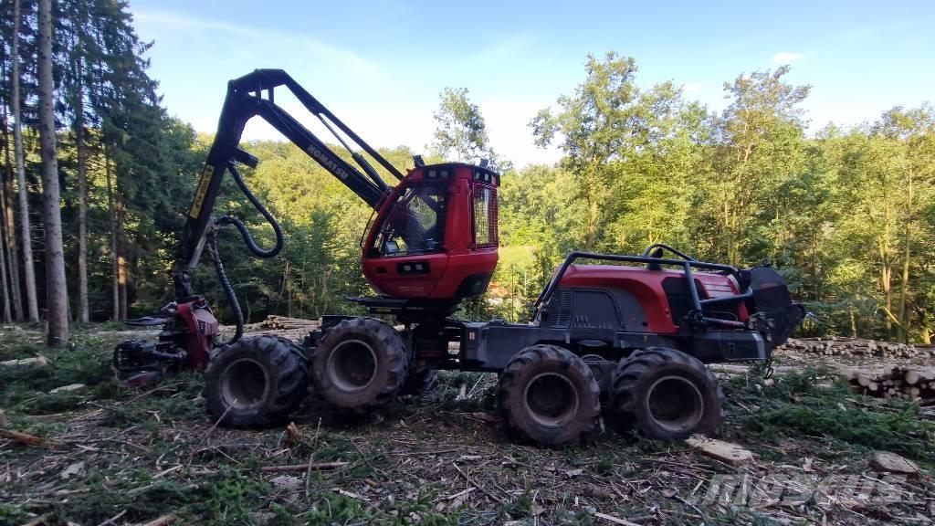 Komatsu 931 XC Harvester