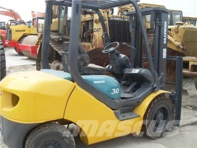 Komatsu FD 30 T-14 Dieselstapler