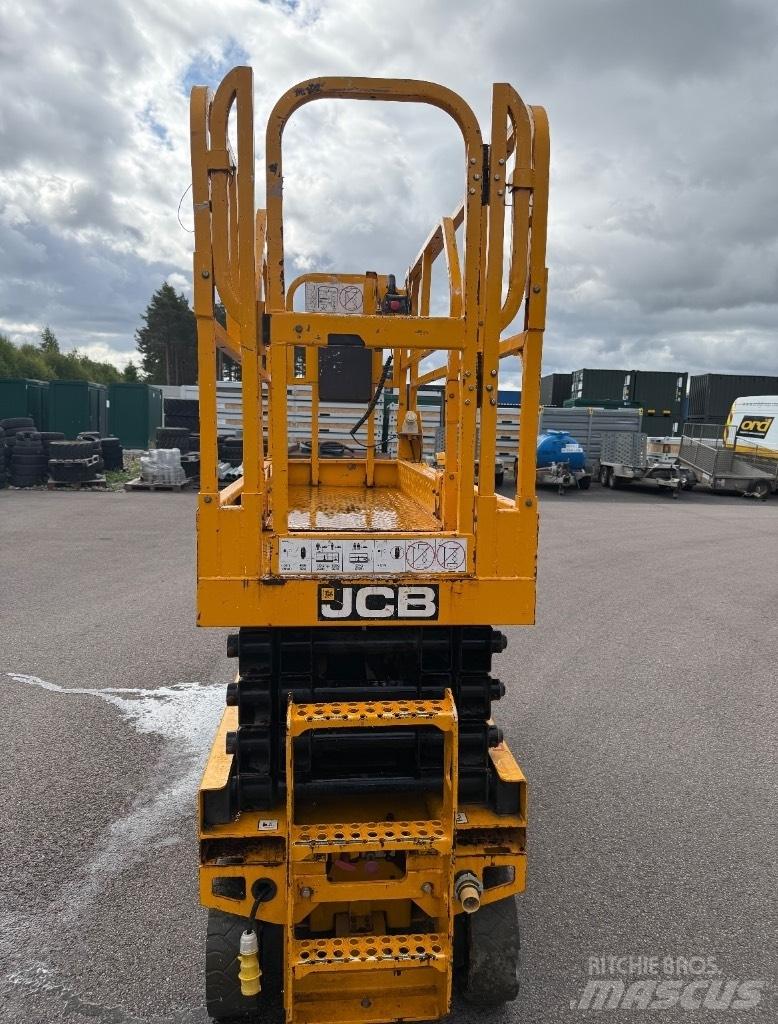 JCB S 2632 E Scheren-Arbeitsbühnen