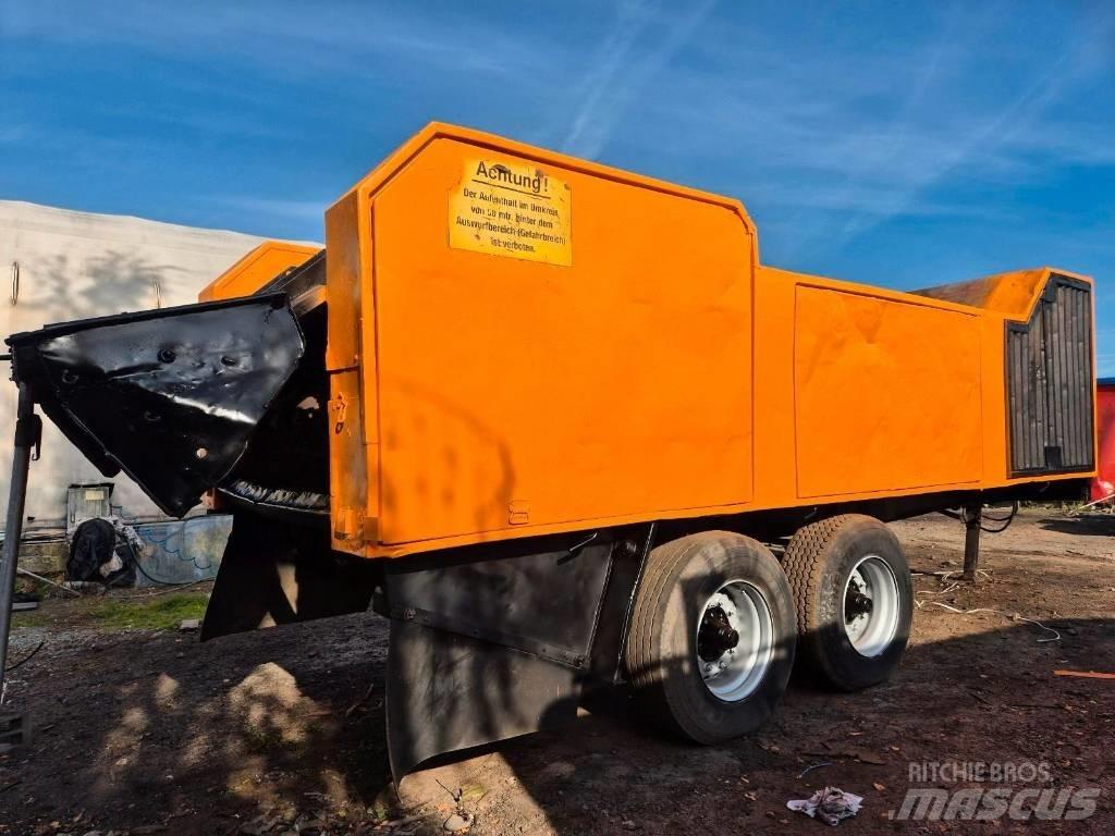 Doppstadt AK 330 Schredder