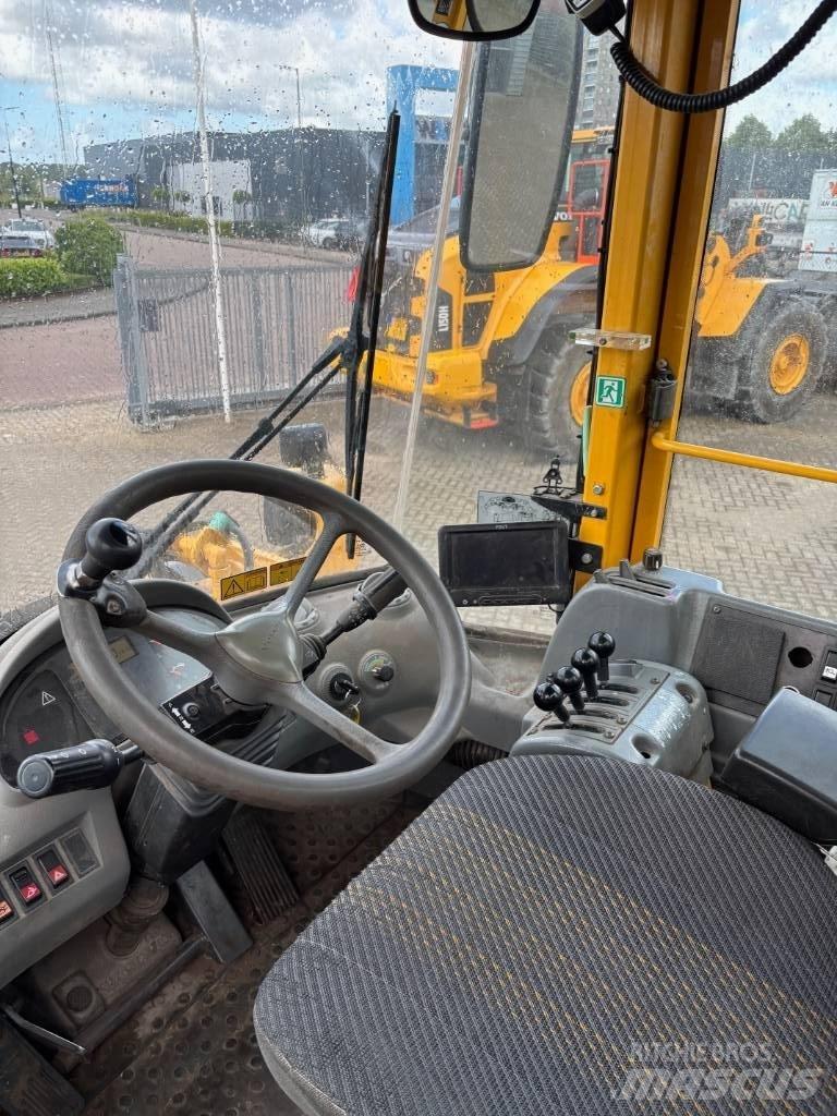 Volvo L 90 E Radlader