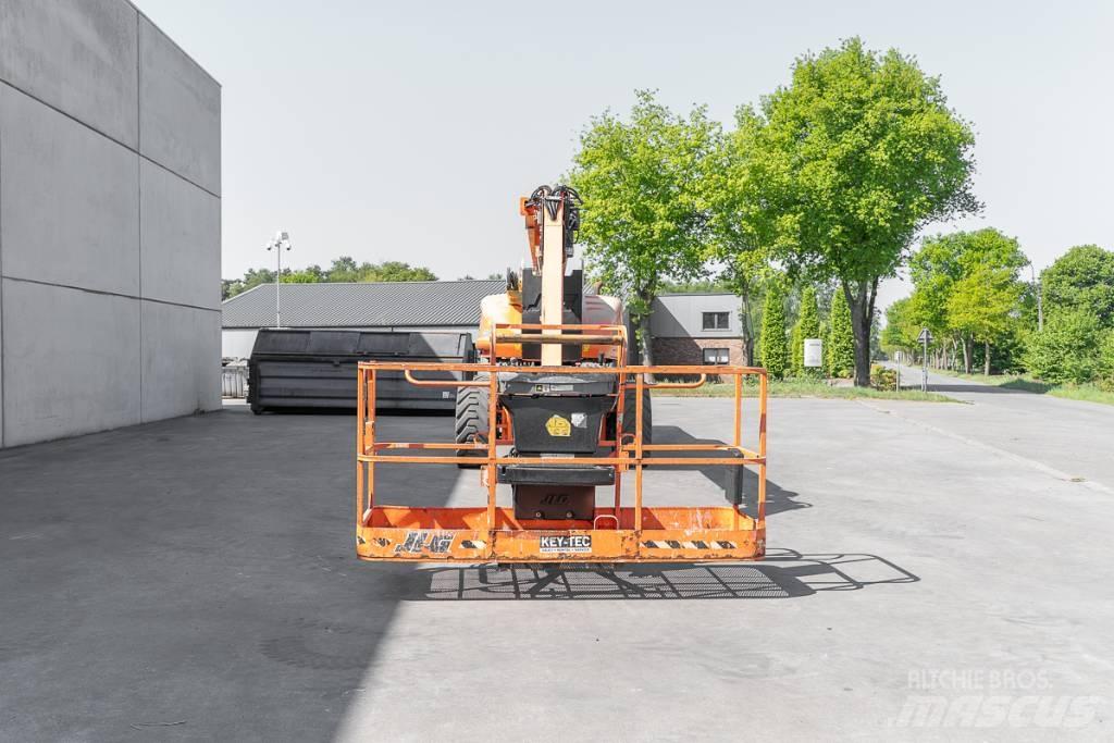 JLG 1250 AJP Teleskopbühnen