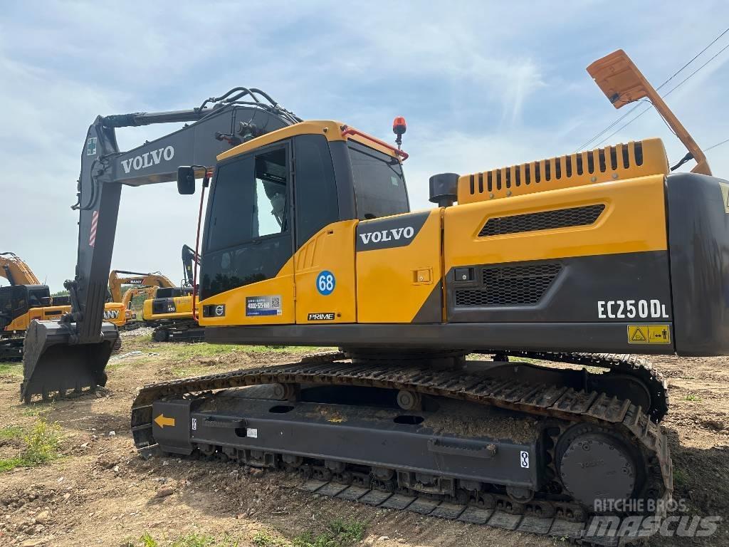 Volvo EC 250 D Raupenbagger