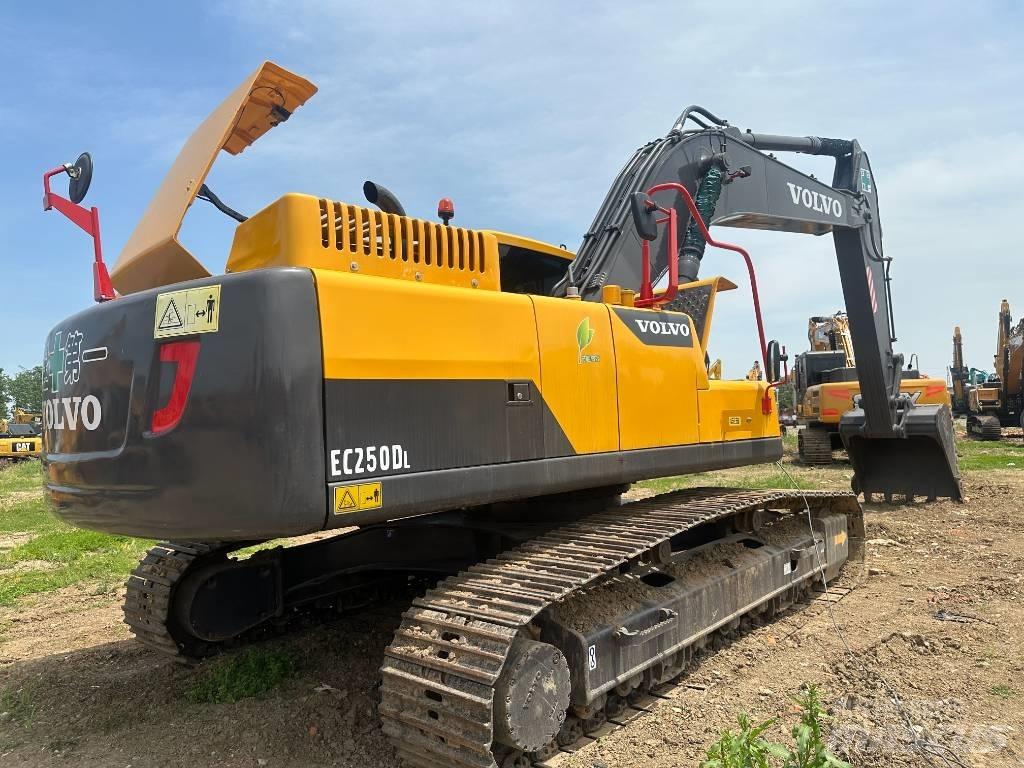 Volvo EC 250 D Raupenbagger