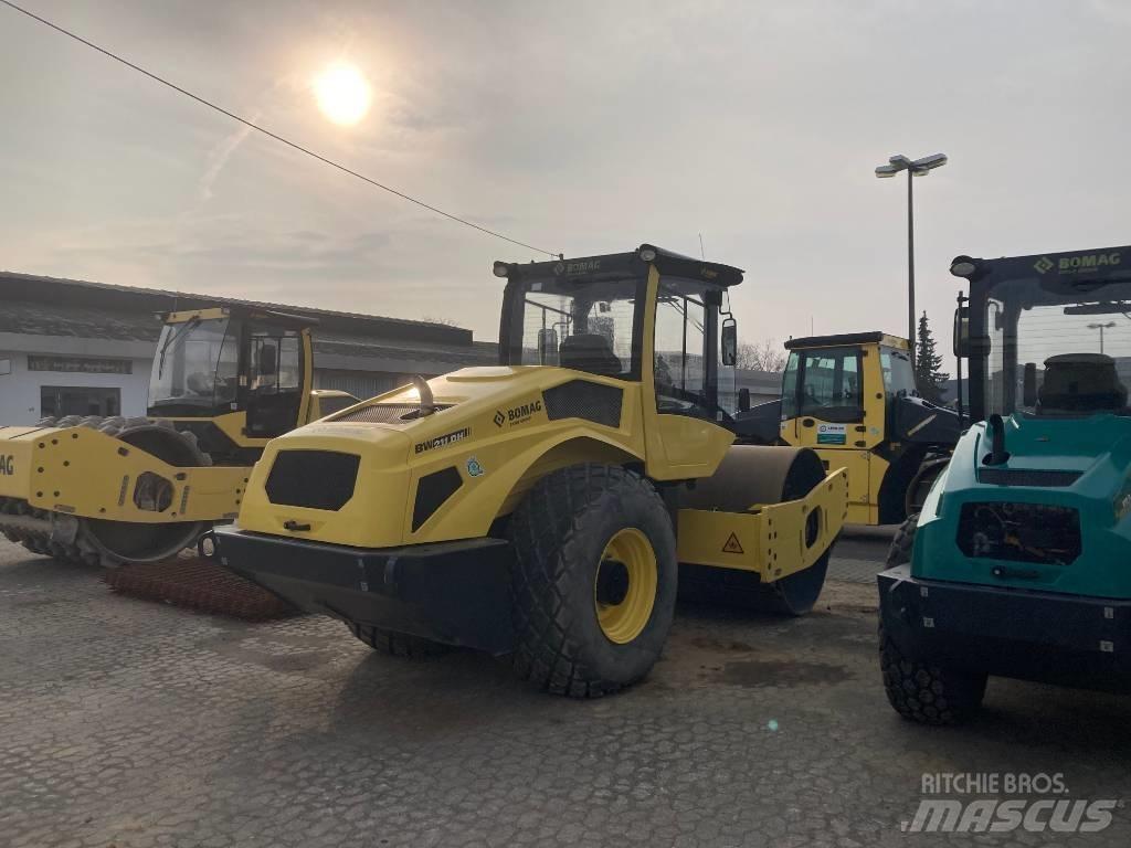 Bomag BW 211 DH-5 Erdbauwalzen
