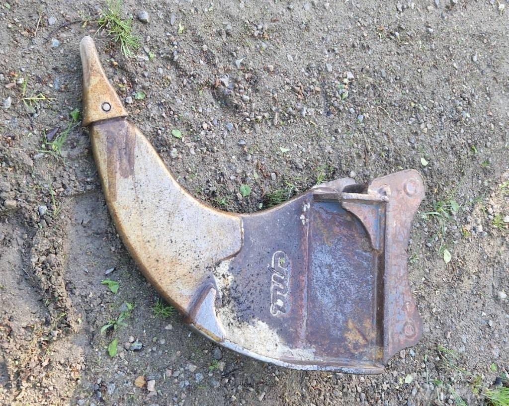 Ema Tjälrivare S40 Aufreisser