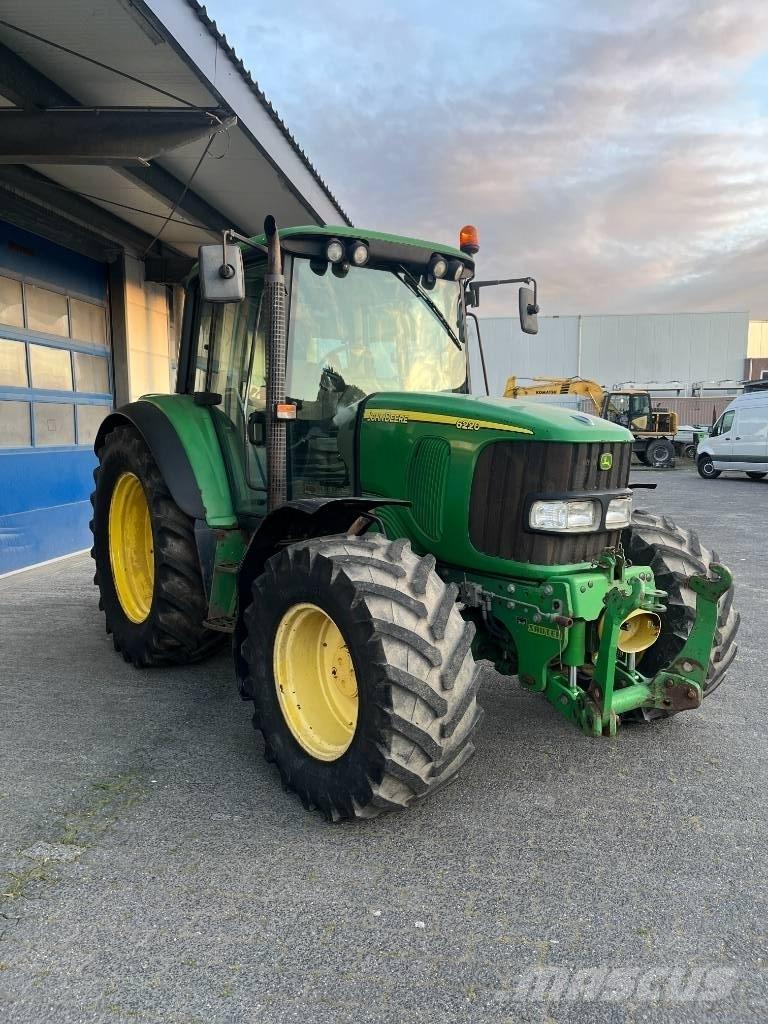 John Deere 6220 Traktoren