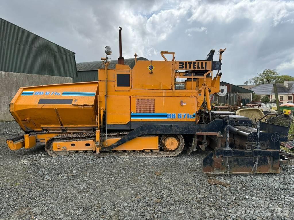 Bitelli BB 671 C Strassenfertiger