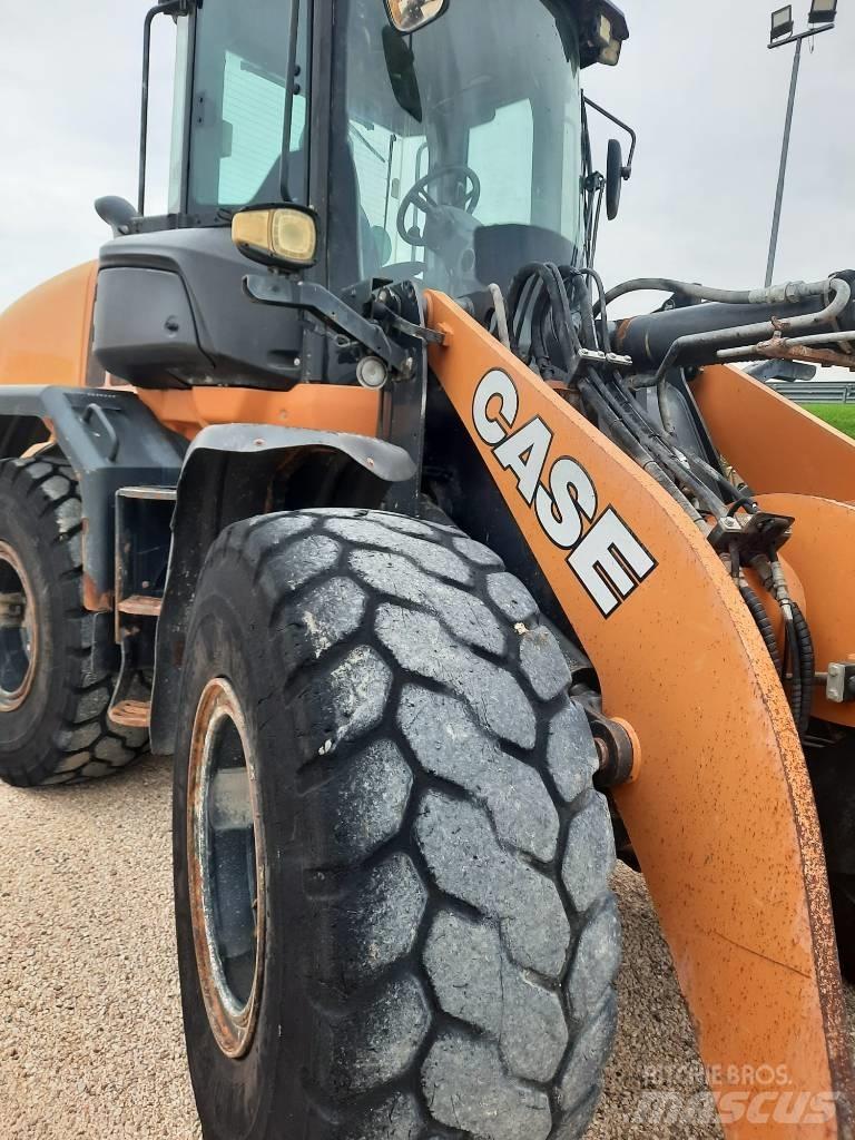 CASE 621G Radlader