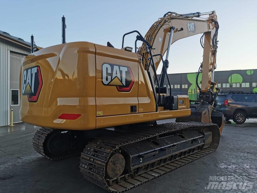 CAT 323 Raupenbagger
