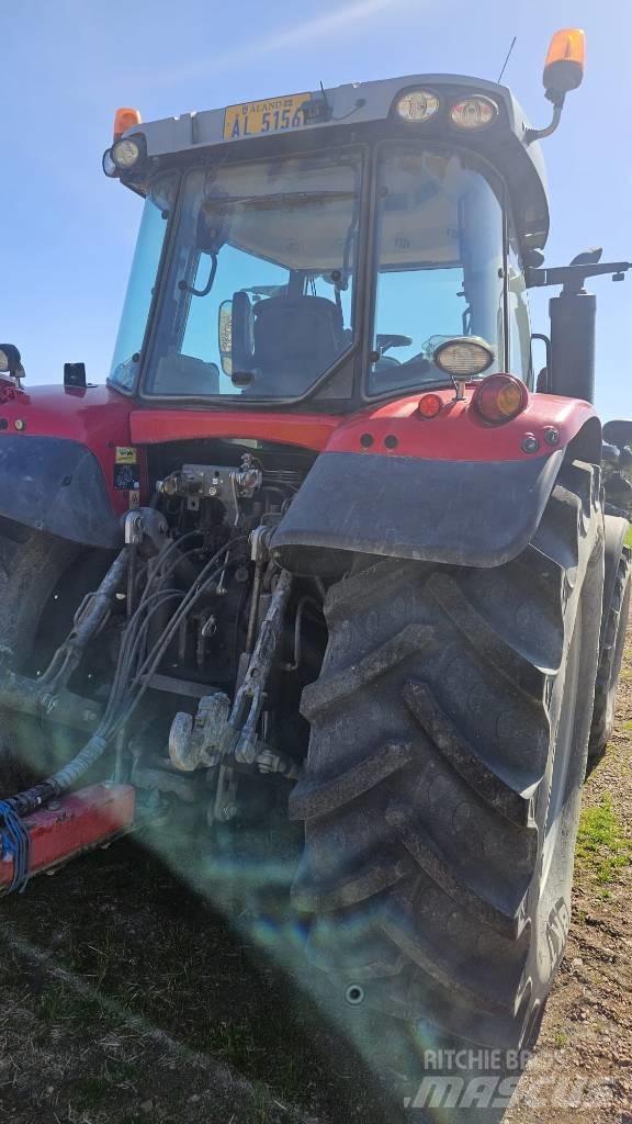 Massey Ferguson 6715 Traktoren