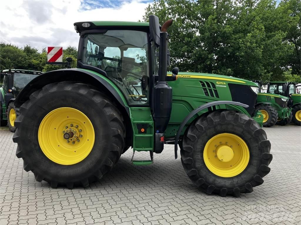 John Deere 6215R Traktoren