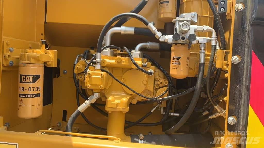 CAT 323 D Raupenbagger