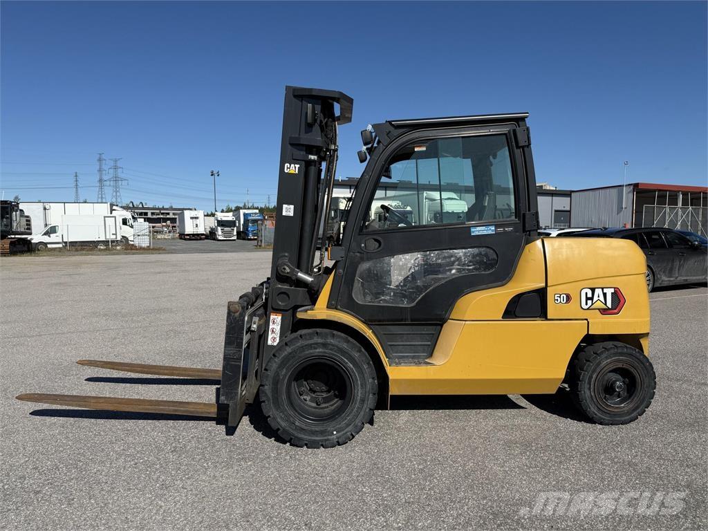 CAT DP50NT Dieselstapler