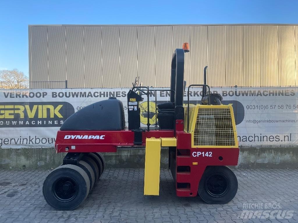 Dynapack CP 142 Gummiradwalzen