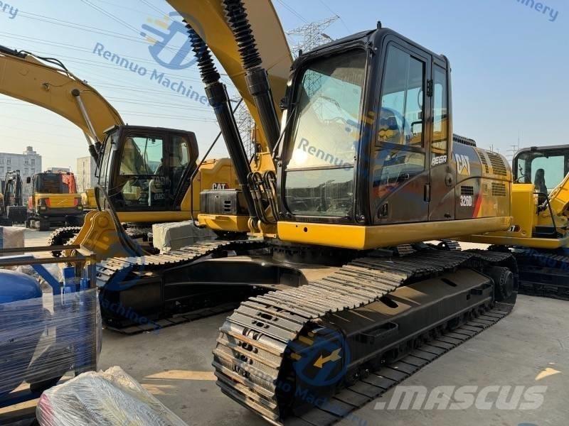 CAT 326D2 Raupenbagger