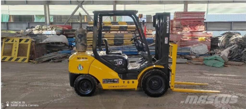 Komatsu FD 30 T-14 Dieselstapler