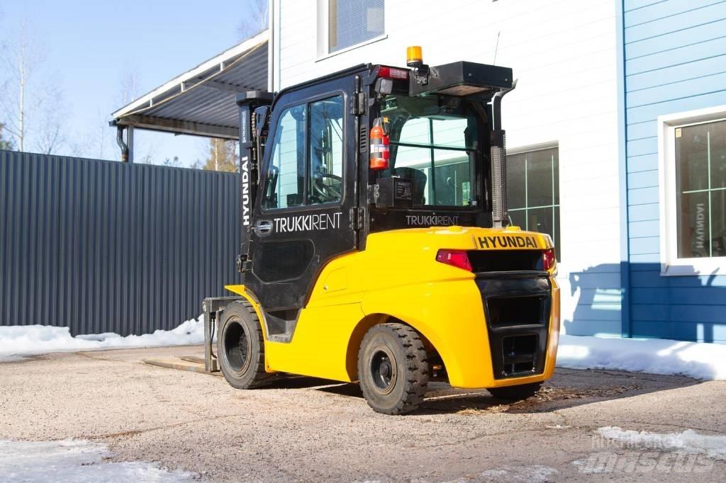 Hyundai 35 DA-9 Dieselstapler