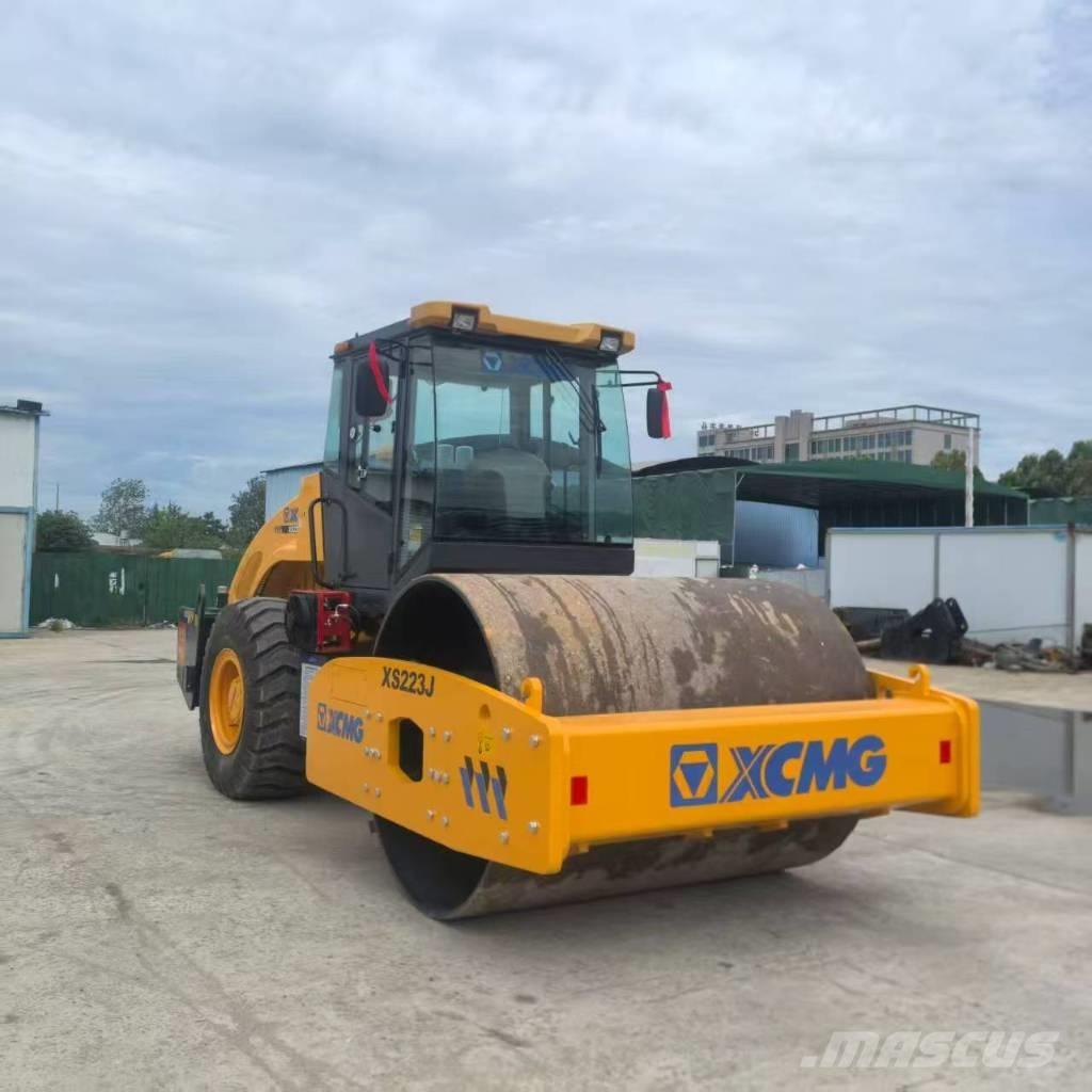 XCMG XS 223 J Walzenzüge