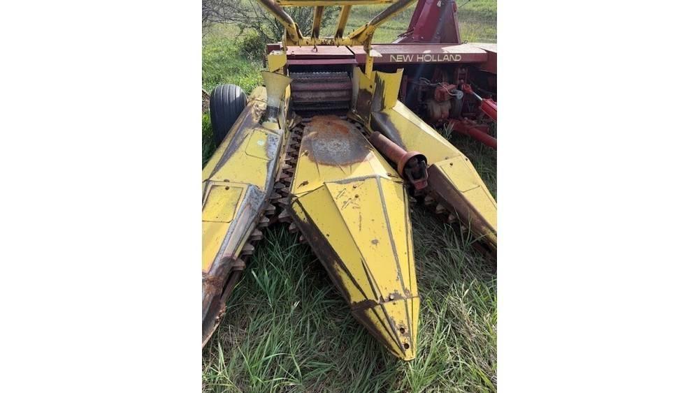 New Holland 782 Feldhäcksler