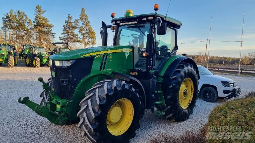 John Deere 7250R Traktoren