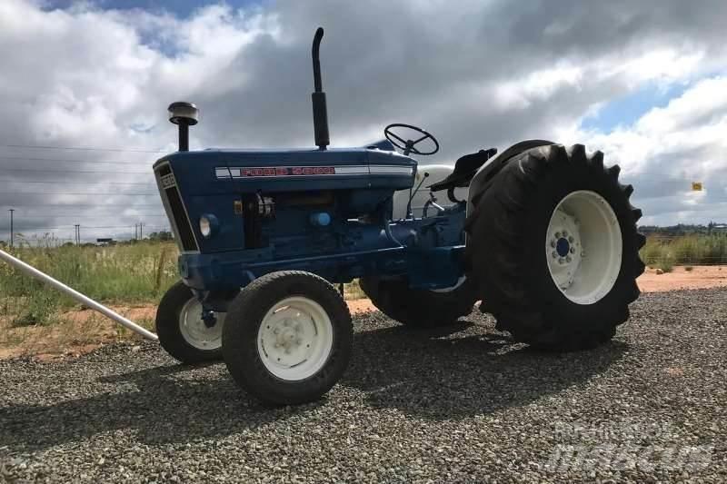 Ford 500 Tractor Traktoren