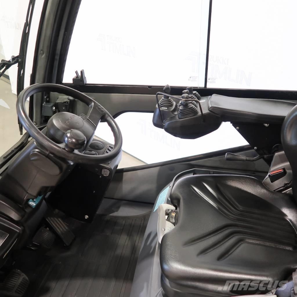 Toyota 02-8FDF30 Dieselstapler