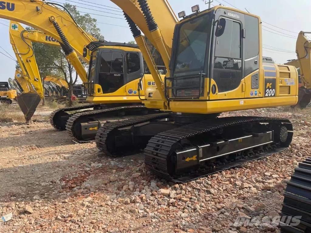 Komatsu PC 200-8 Raupenbagger