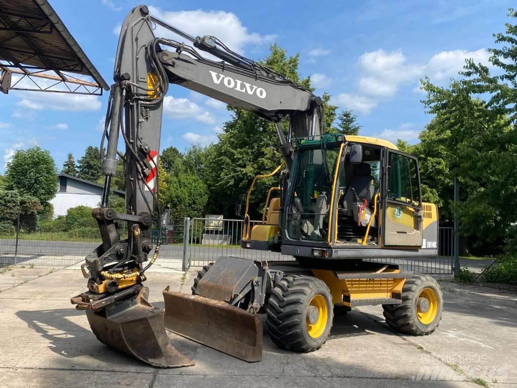 Komatsu EW 140 C Mobilbagger