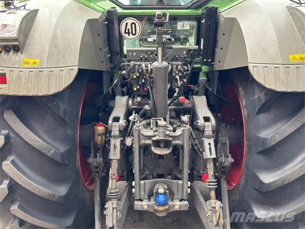 Fendt 828 Vario Traktoren