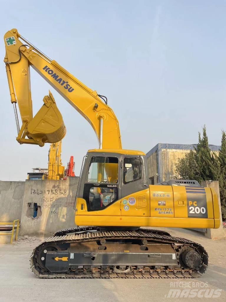 Komatsu PC 200-7 Raupenbagger
